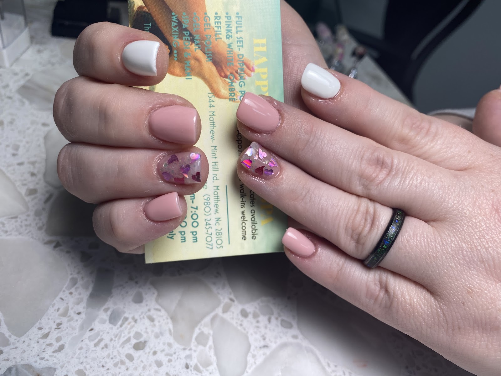 Happy Nails & Spa logo